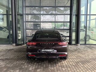 2017 Porsche Panamera 4S II, фиолетовый, 6760000 рублей, вид 4
