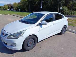 2014 Hyundai Solaris I Рестайлинг, белый, 525000 рублей, вид 4