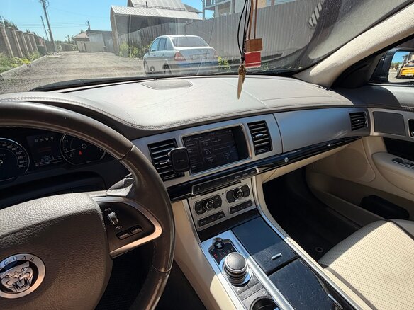 2012 Jaguar XF I Рестайлинг, чёрный, 1490000 рублей - вид 11