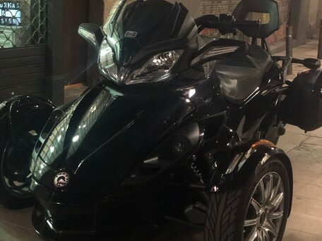 2014 BRP Can-Am Spyder, чёрный, 1200000 рублей, вид 5