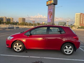 2008 Toyota Auris I, красный, 550000 рублей, вид 2