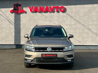 2020 Volkswagen Tiguan II, коричневый, 2630000 рублей, вид 2