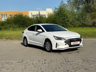 2019 Hyundai Elantra VI (AD) Рестайлинг, белый, 990000 рублей, вид 4