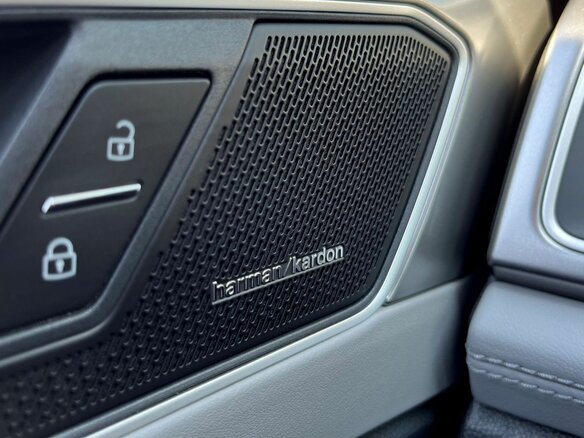 2024 Volkswagen Tayron X I Рестайлинг, белый, 5000000 рублей - вид 37