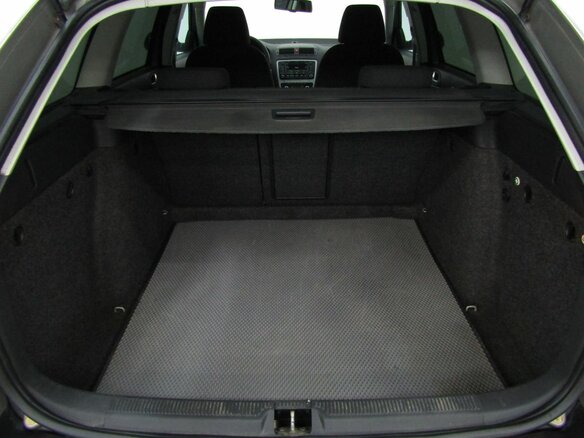 2010 Skoda Octavia Scout II (A5) Рестайлинг, серый - вид 12