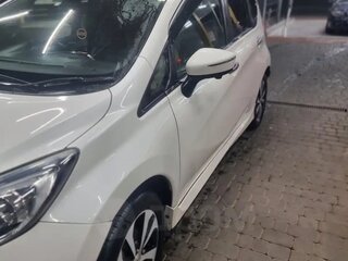 2015 Nissan Note II, белый, 900000 рублей, вид 2