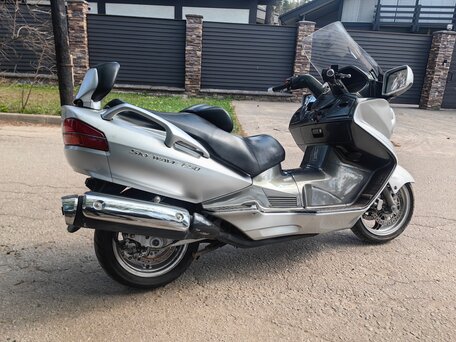 2004 Suzuki Burgman (SkyWave) 650, серебристый, 365000 рублей, вид 4