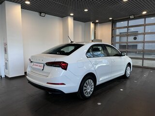 2021 Skoda Rapid II, белый, 1519000 рублей, вид 3