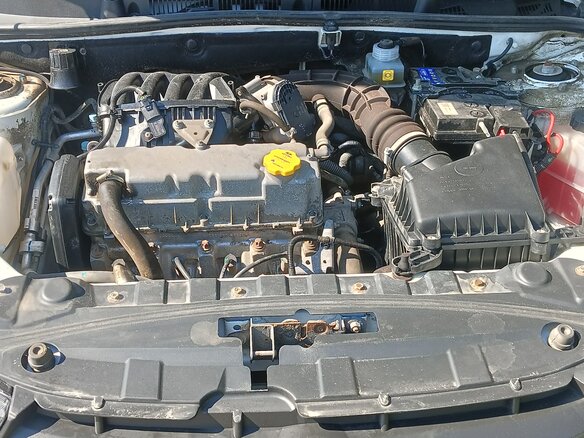 2023 Lada (ВАЗ) Granta I Рестайлинг, белый, 850000 рублей - вид 4