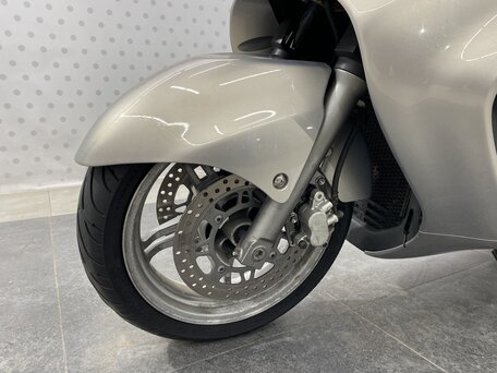 2002 Suzuki Burgman (SkyWave) 650, серебристый, 385000 рублей, вид 5