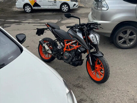 2023 KTM 390 Duke, серый, 535000 рублей, вид 4