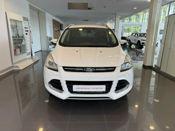 2015 Ford Kuga II, белый, 1069000 рублей - вид 4