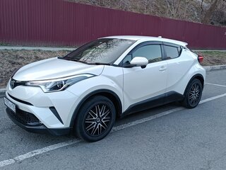 2017 Toyota C-HR I, белый, 1500000 рублей, вид 2