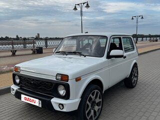 2018 Lada (ВАЗ) 2121 (4x4) Urban I Рестайлинг, белый, 750000 рублей, вид 1