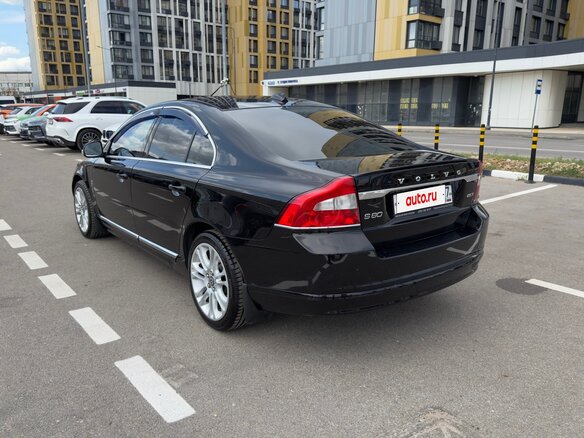 2010 Volvo S80 II Рестайлинг, чёрный, 1350000 рублей - вид 2