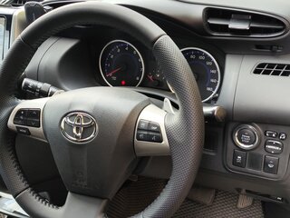 2016 Toyota Wish II Рестайлинг, чёрный, 1890000 рублей, вид 5