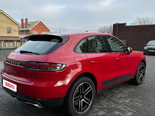 2021 Porsche Macan I Рестайлинг, красный, 7500000 рублей, вид 5