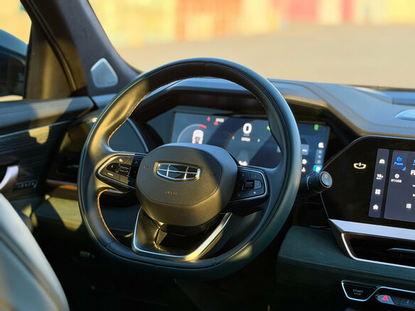 2023 Geely Monjaro (Xingyue L) I, зелёный, 2750000 рублей - вид 18