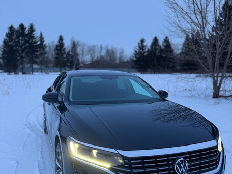 2023 Volkswagen Passat B8 Рестайлинг, чёрный, 1800000 рублей, вид 3