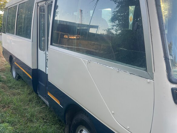 2002 Toyota Coaster, серый, 1950000 рублей - вид 8