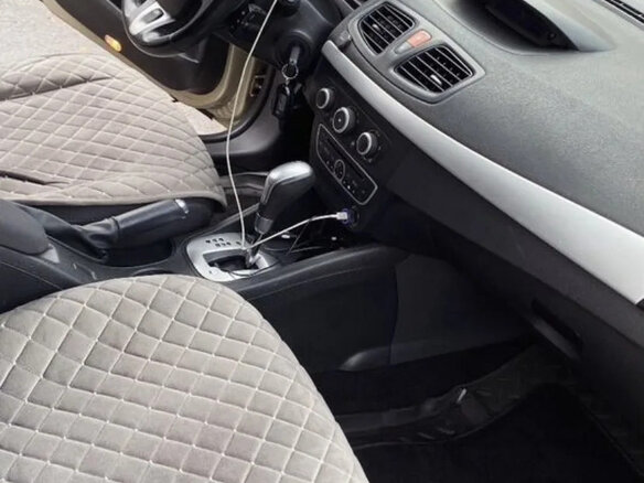 2011 Renault Fluence I, бежевый, 570000 рублей - вид 6