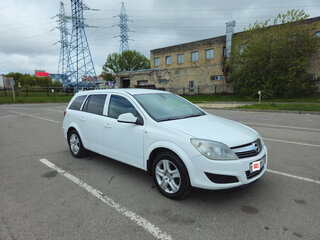 2011 Opel Astra H Рестайлинг, белый, 570000 рублей, вид 3