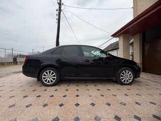 2009 Volkswagen Jetta V, чёрный, 750000 рублей, вид 2