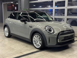 2021 Mini Hatch Cooper III (F55/F56) Рестайлинг, серый, 2650000 рублей, вид 1