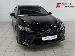 2020 Toyota Camry VIII (XV70), чёрный, 2650000 рублей, вид 3