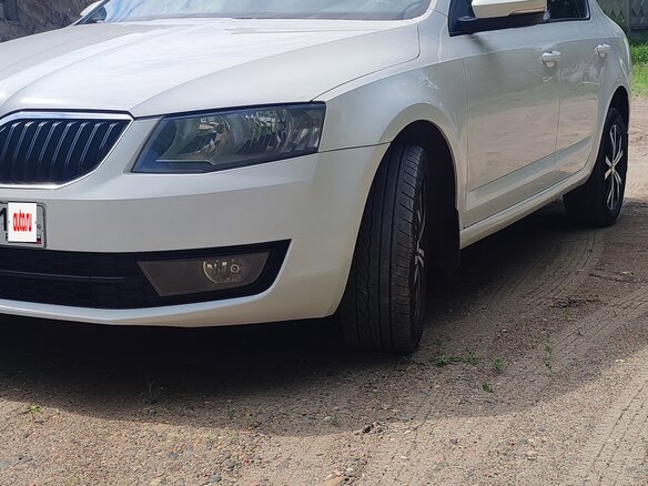 2015 Skoda Octavia III (A7), белый, 820000 рублей