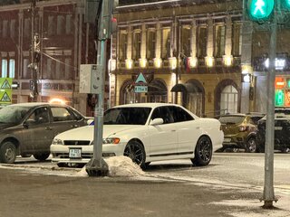 1995 Toyota Mark II VII (X90), белый, 2500000 рублей, вид 2
