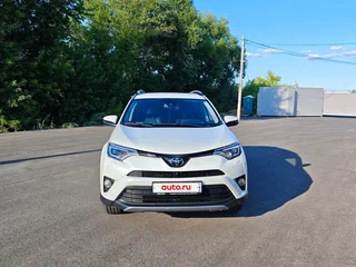 2017 Toyota RAV4 IV (XA40) Рестайлинг, белый, 2180000 рублей, вид 3
