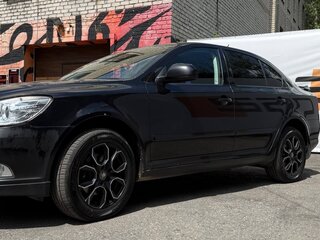 2012 Skoda Octavia II (A5) Рестайлинг, чёрный, 750000 рублей, вид 3