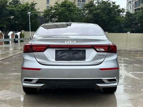 2022 Kia K3 II (China Market), серый, 1450000 рублей, вид 5