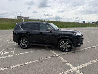 2022 Lexus LX 600 IV, чёрный, 15500000 рублей, вид 4