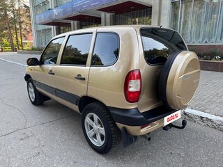 2004 Chevrolet Niva I, бежевый, 405000 рублей, вид 3