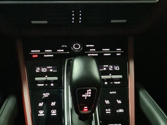 2019 Porsche Cayenne III, серый, 4900000 рублей - вид 15