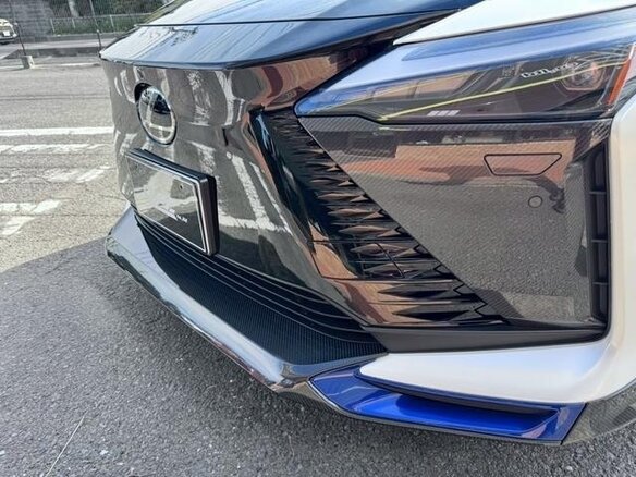 2024 Lexus RZ 450e, белый, 9500000 рублей - вид 20