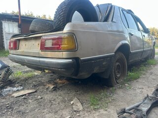 1986 BMW 7 серии 728i 5-speed I (E23) Рестайлинг, серый, 20000 рублей, вид 4