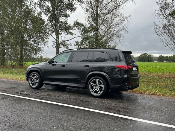 2020 Mercedes-Benz GLS 400 d II (X167), чёрный, 7200000 рублей - вид 6
