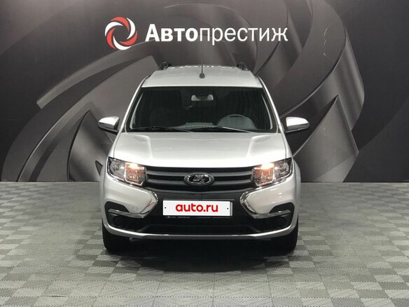 2026 Lada (ВАЗ) Largus I Рестайлинг, серебристый - вид 1