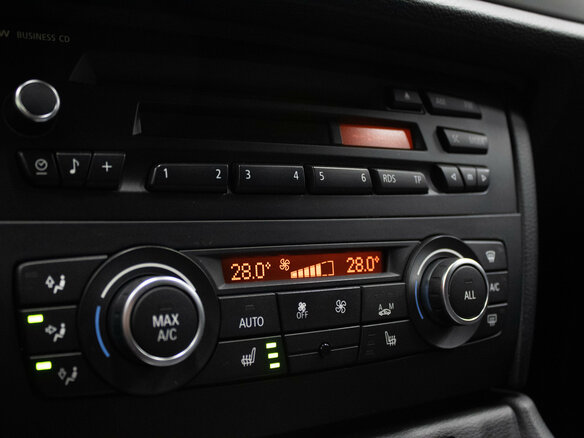 2013 BMW X1 20d I (E84) Рестайлинг, коричневый - вид 17