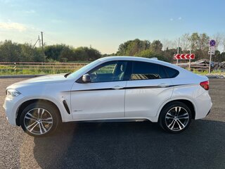 2019 BMW X6 30d II (F16), белый, 4400000 рублей, вид 4