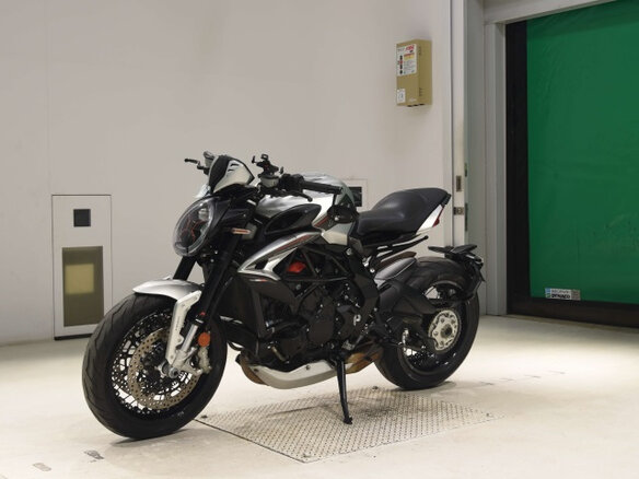 2022 MV Agusta Dragster 800, серый, 1100000 рублей - вид 3