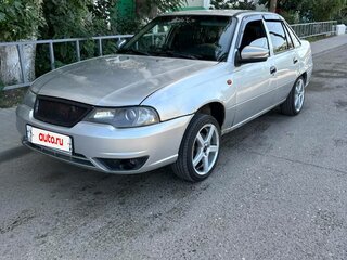 2010 Daewoo Nexia I Рестайлинг, серебристый, 180000 рублей, вид 1