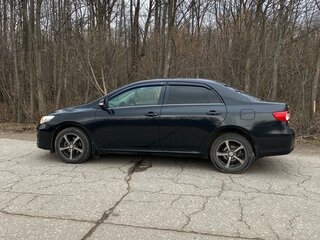 2011 Toyota Corolla X (E140, E150) Рестайлинг, чёрный, 1160000 рублей, вид 3