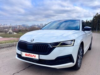 2020 Skoda Octavia IV (A8), чёрный, 2140000 рублей, вид 4