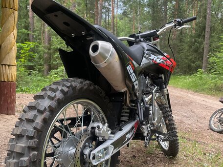 2025 JHL ELX300, красный, 110000 рублей, вид 1