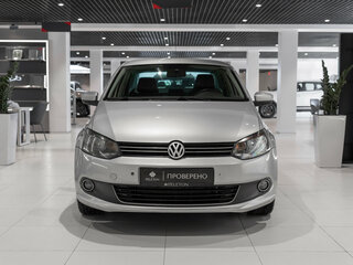 2011 Volkswagen Polo V, бежевый, 615000 рублей, вид 3