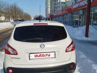 2012 Nissan Qashqai I Рестайлинг, белый, 1170000 рублей, вид 2